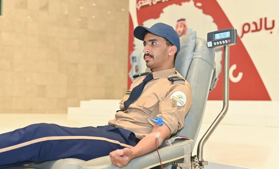 الجامعة تشارك في الحملة الوطنية السنوية للتبرع بالدم بالتعاون مع مستشفى حوطة سدير -  جامعة المجمعة