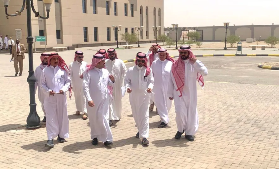 CEO of the Applied College visits Remah branch  -  لقاء