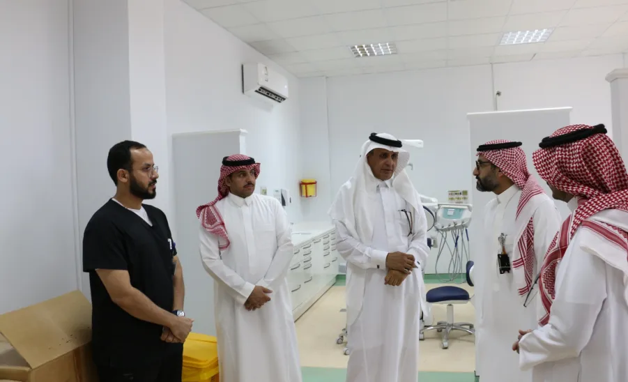 The Director of Administrative and Financial Affairs visits the College of Dentistry  - زيارة سعادة المدير العام للشؤون الإدارية والمالية لكلية طب الأسنان بالزلفي