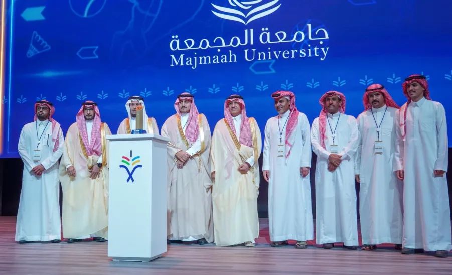 Minister of Education honors Majmaah University with Excellence Award in Sports Performance Index - 1