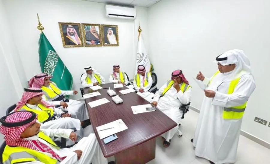 الإدارة العامة للخدمات تقيم دورات مكثفة للعاملين في الميدان للتعامل الأمثل مع المخاطر -  1