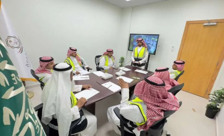 الإدارة العامة للخدمات تقيم دورات مكثفة للعاملين في الميدان للتعامل الأمثل مع المخاطر -  1