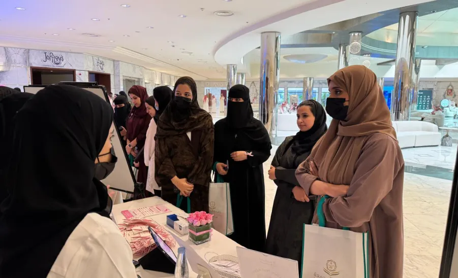 College of Nursing leads Health Awareness Campaign on Breast Cancer at the Ministry of Interior Club -  كلية التمريض تنفذ مبادرة "التبكيرة خيرة" للتوعية بسرطان الثدي في نادي منسوبي وزارة الداخلية