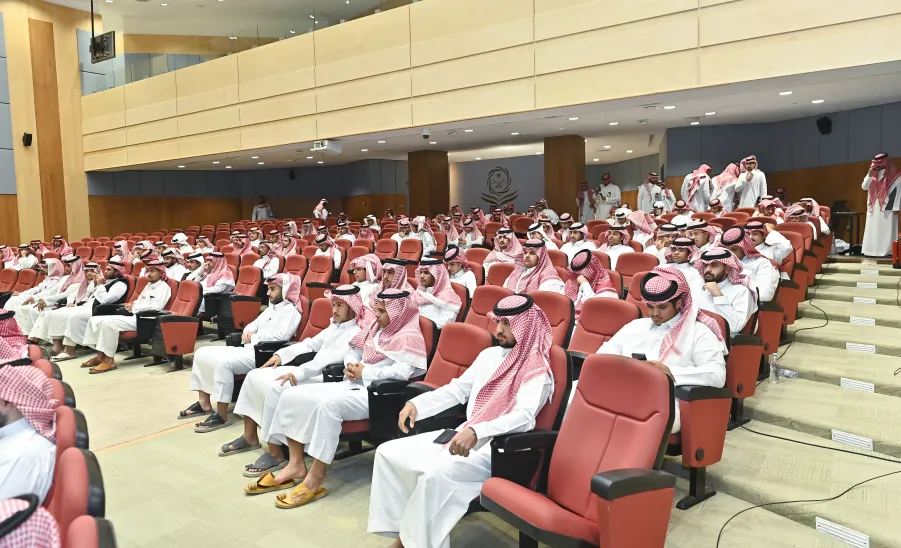 الجامعة ممثلة بالكلية التطبيقية تُقيم معرضاً وجلسات حوارية بمناسبة اليوم العالمي للمحاسبة -  اليوم العالمي للمحاسبة