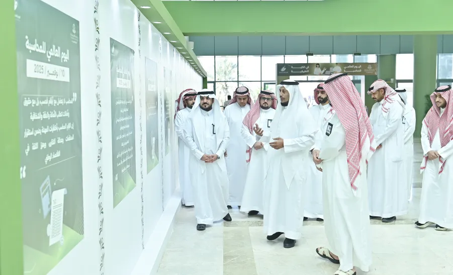 الجامعة ممثلة بالكلية التطبيقية تُقيم معرضاً وجلسات حوارية بمناسبة اليوم العالمي للمحاسبة -  اليوم العالمي للمحاسبة