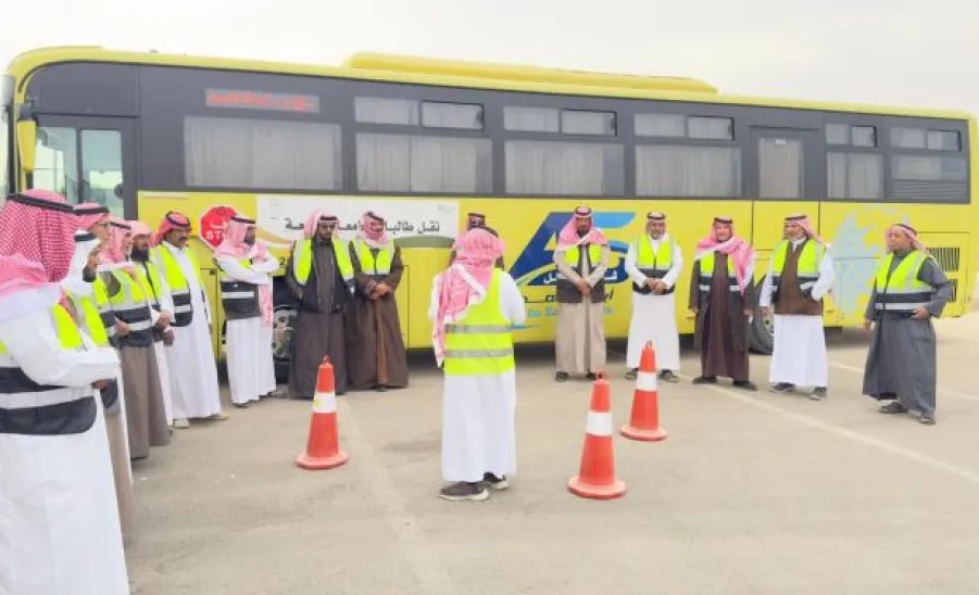 The General Administration of Services conducts Workshops for Bus Drivers  -  1