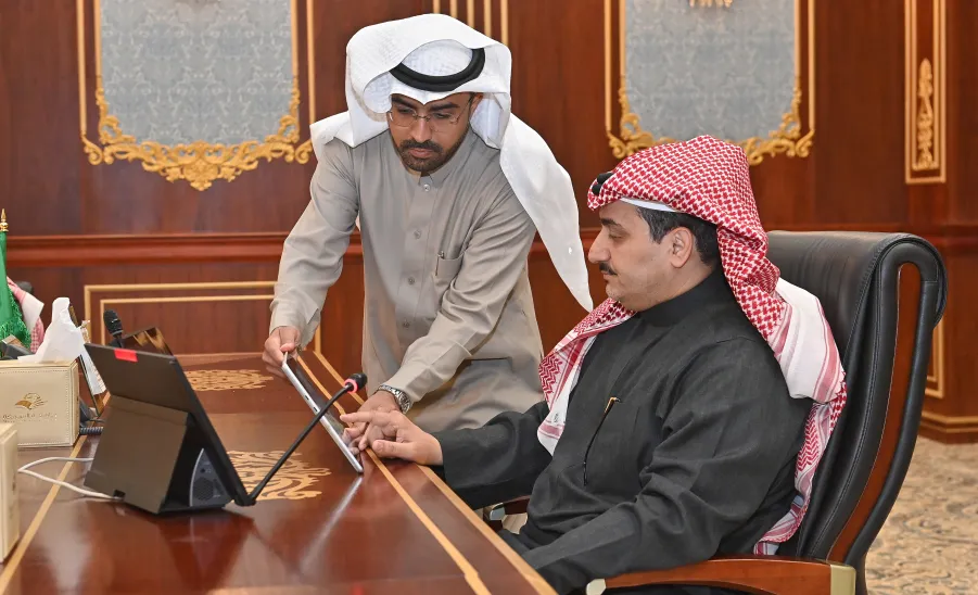 رئيس الجامعة يدشن البرامج البحثية المدعومة من الجامعة للعام ٢٠٢٦ -  تدشين البرامج البحثية