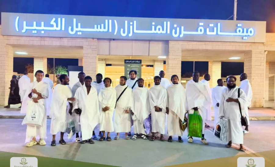 The Deanship of Student Affairs organizes an Umrah Trip for New International Students -  1