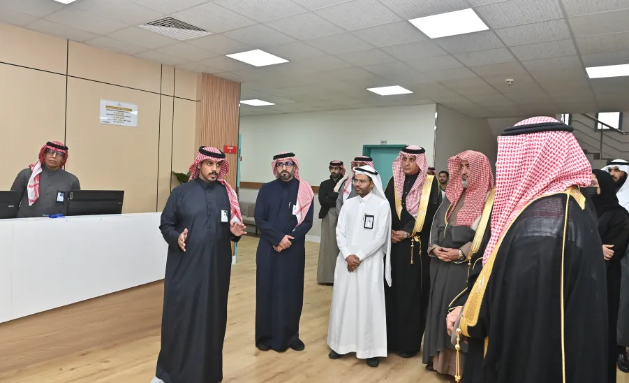 MU RECTOR LAUNCHES THE EXPANSION PROJECT OF ZULFI DENTAL CLINICS -  افتتاح عيادة الاسنان 