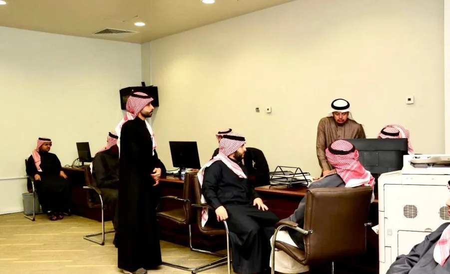 The Applied College prepares Its New Students for a Successful Academic Start -  صور