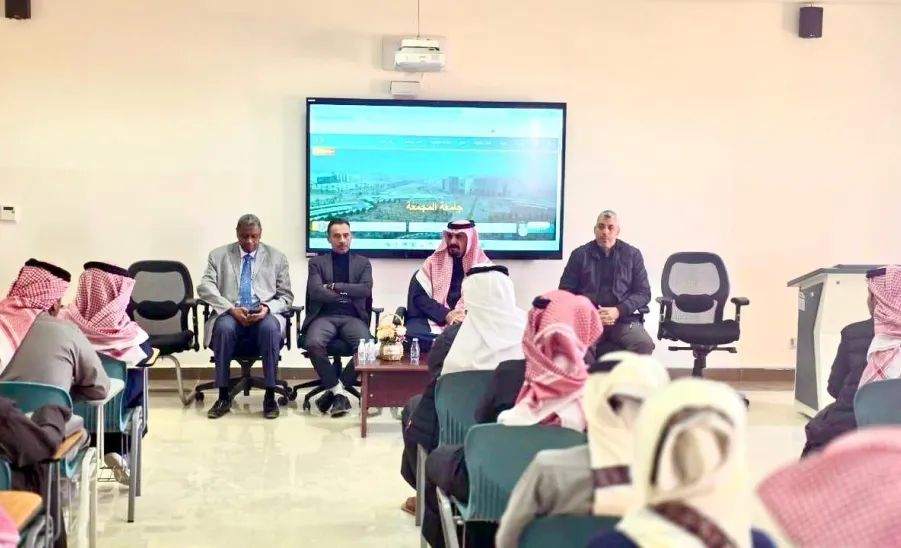 The Applied College prepares Its New Students for a Successful Academic Start -  صور