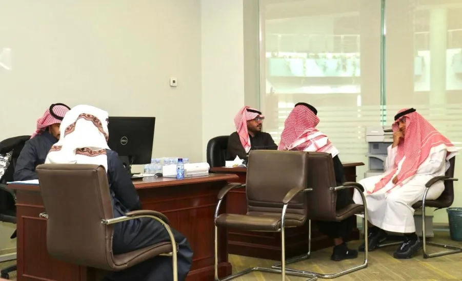 The Applied College prepares Its New Students for a Successful Academic Start -  صور