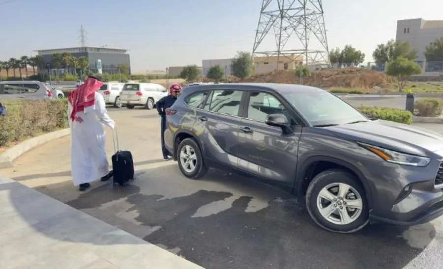 The General Administration of Services provides Logistical Support to the Accreditation Team at the College of Sharia and Law -  .