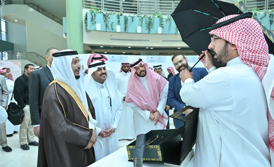 الكلية التطبيقية تُقيم لقاء الشراكات الإستراتيجية ومستقبل سوق العمل وتحتفي بتخريج الدفعة الأولى من دبلوم الإدارة لذوي الإعاقة -  حفل الكلية التطبيقية