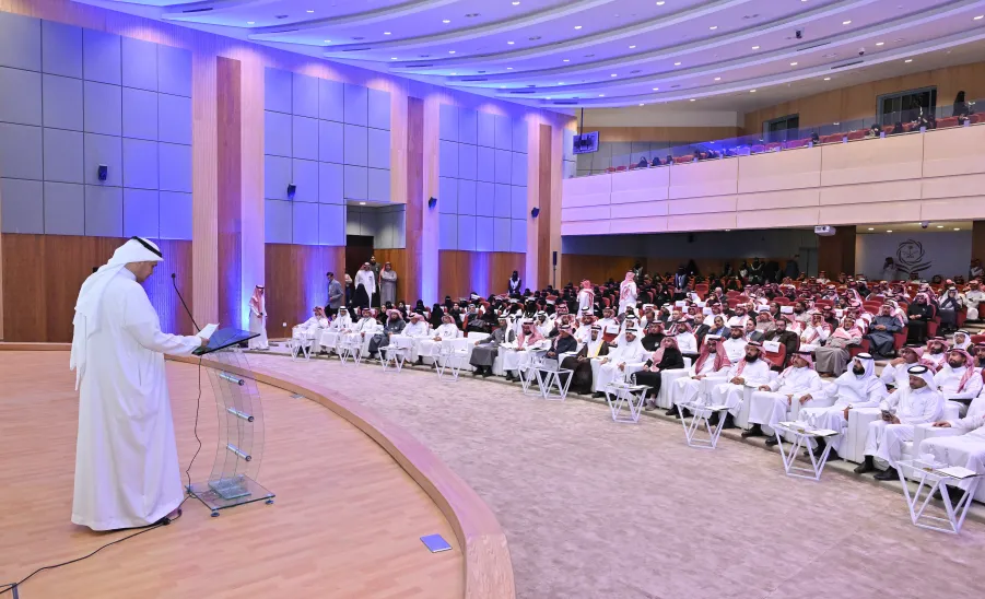 الكلية التطبيقية تُقيم لقاء الشراكات الإستراتيجية ومستقبل سوق العمل وتحتفي بتخريج الدفعة الأولى من دبلوم الإدارة لذوي الإعاقة -  حفل الكلية التطبيقية