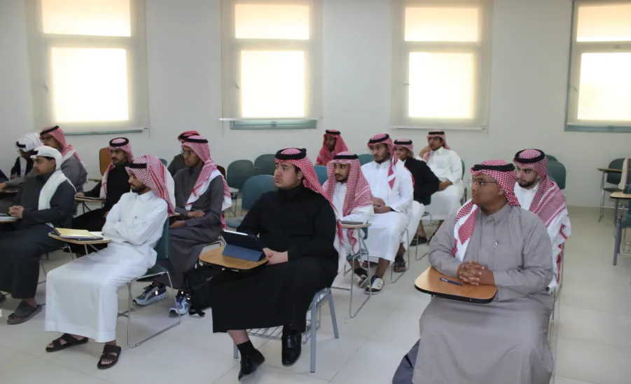 The College of Science conducts a Training Course on “Study Regulations and Examination System for Science Programs” -  لائحة الدراسة ونظام الاختبارات لتخصصات العلوم