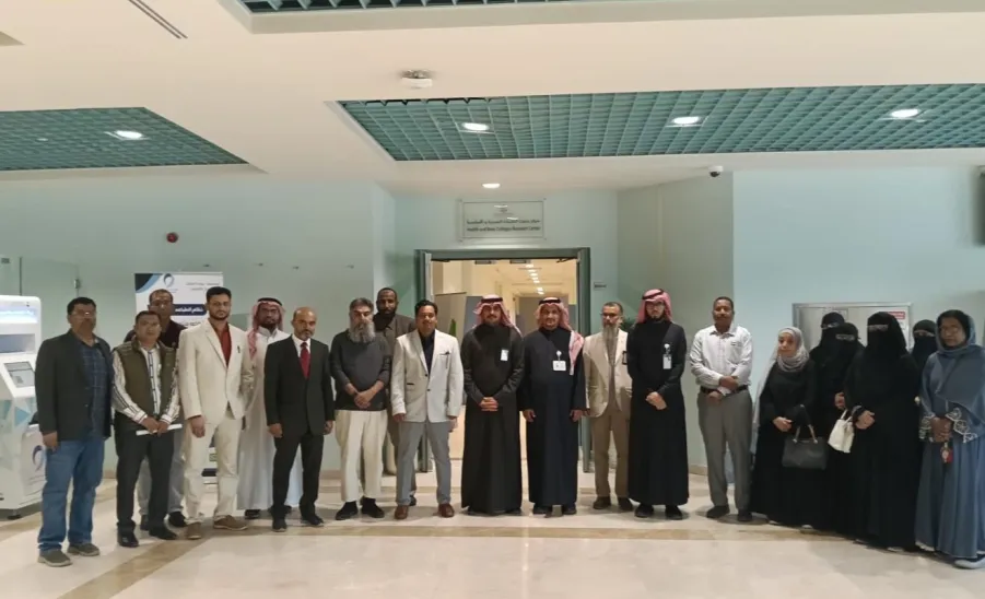  كلية الطب تنظم زيارة علمية إلى مركز البحوث الصحية الأساسية -  زيارة إلى مركز البحوث الصحية الأساسية