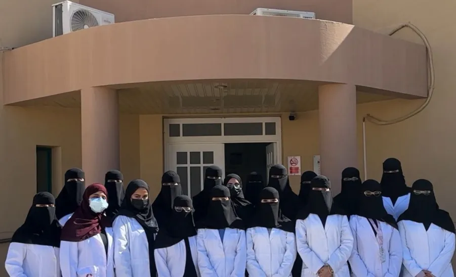 كلية الطب تنظم زيارة علمية إلى مركز البحوث الصحية الأساسية -  زيارة إلى مركز البحوث الصحية الأساسية