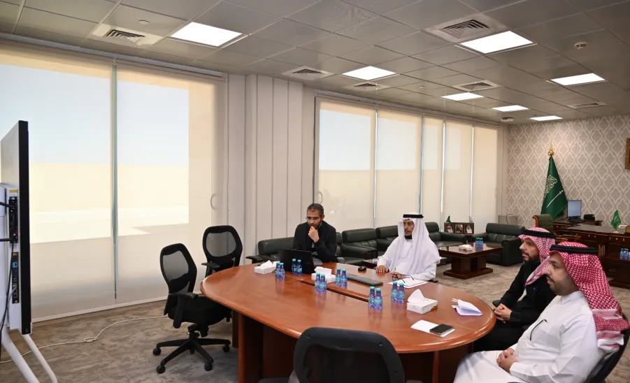 وكيل الجامعة للشؤون التعليمية يرأس الجلسة الأولى للجنة الدائمة للخطط والمناهج الدراسية -  الاجتماع الاول للجنة الخطط 