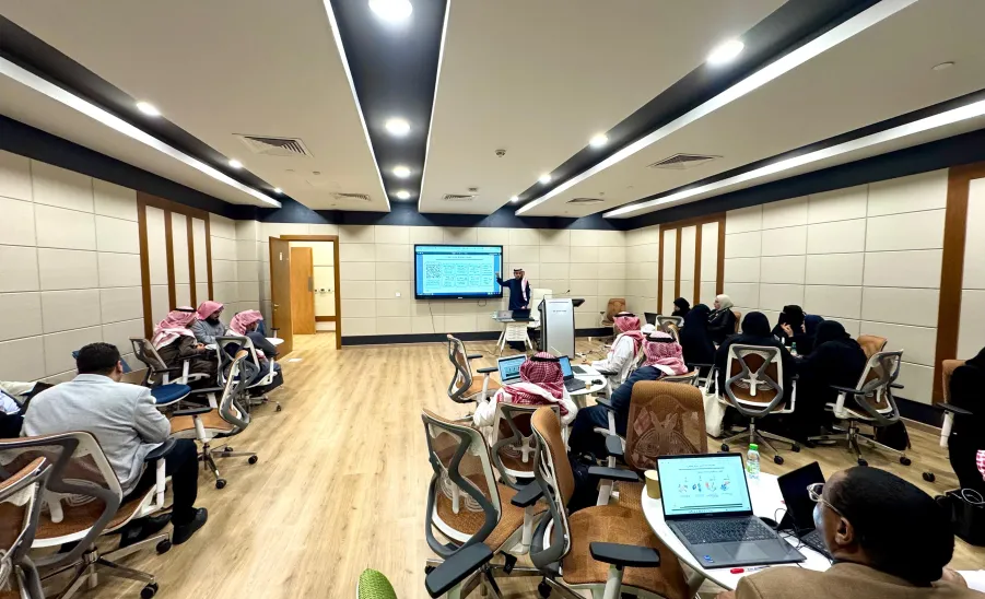 عمادة التطوير والجودة تنفذ ورشة حول استخدامات الذكاء الاصطناعي في ضمان الجودة الأكاديمية -  567644