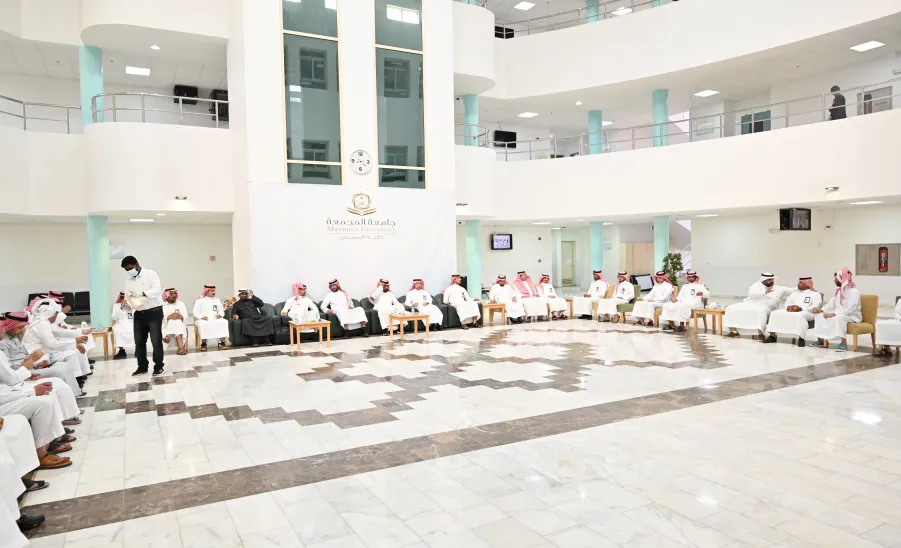 كلية التمريض تنظّم حفل المعايدة السنوي لمنسوبيها -  كلية التمريض تنظّم حفل المعايدة السنوي لمنسوبيها