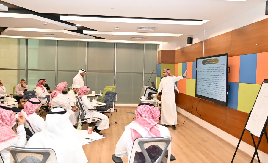 المشرف على مكتب وكيل الجامعة للشؤون التعليمية يشارك في برنامج "خبير جودة" بورشة عمل متخصصة في قياس نواتج التعلم -  مشاركة في برنامج خبير جودة