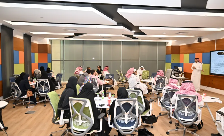 المشرف على مكتب وكيل الجامعة للشؤون التعليمية يشارك في برنامج "خبير جودة" بورشة عمل متخصصة في قياس نواتج التعلم -  مشاركة في برنامج خبير جودة