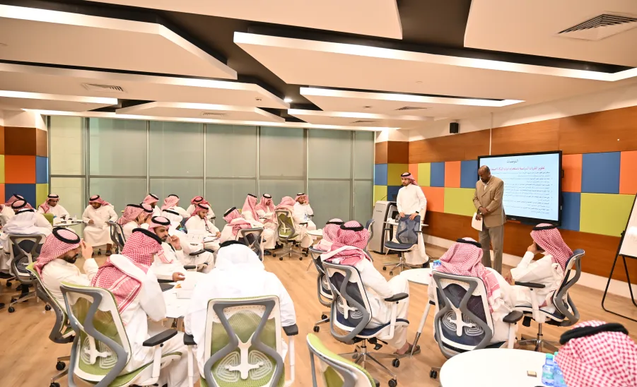 وكالة الجامعة للشؤون التعليمية تعقد ملتقى رؤساء الأقسام العلمية -  ملتقى الأقسام العلمية