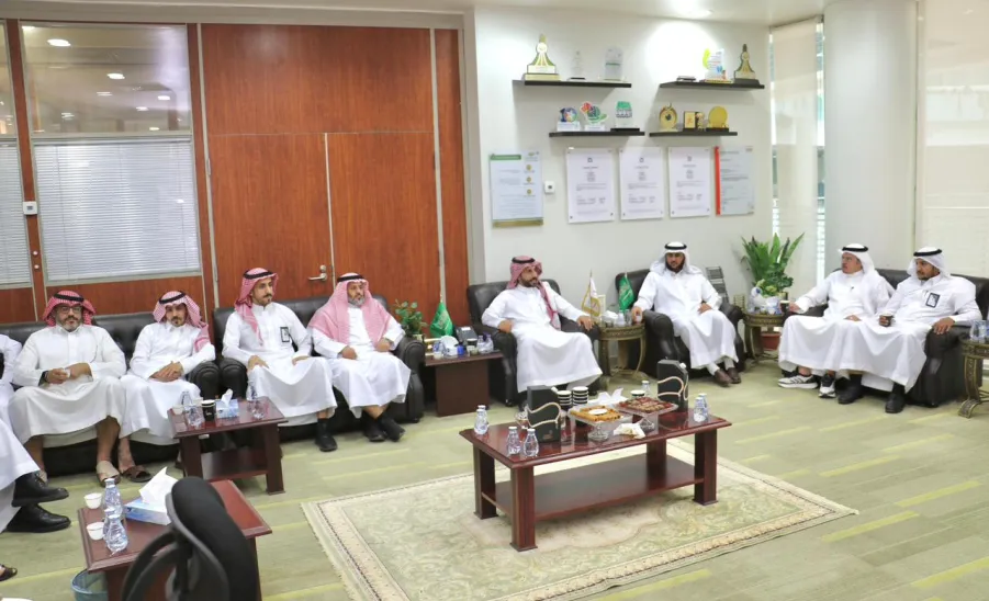 Applied College celebrates Eid Al-Fitr  -  معايدة 