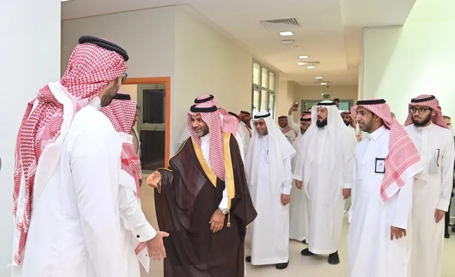كلية الطب تحتفل بعيد الفطر المبارك بحضور  وكيل الجامعة للدراسات العليا والبحث العلمي -  حفل معايدة