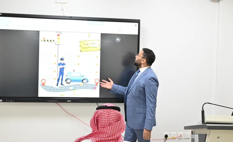الكلية تقيم ندوة توعوية بمناسبة اليوم العالمي للمرور -  كلية الشريعة والقانون