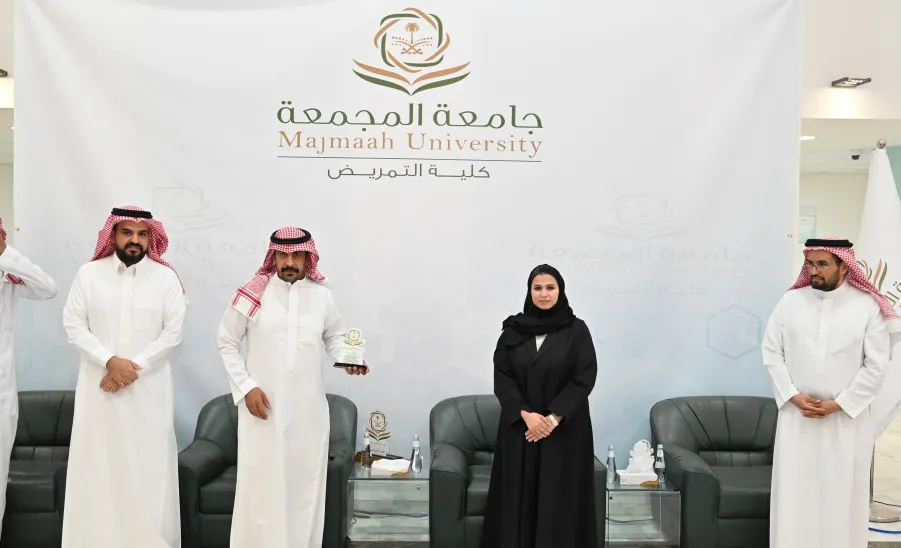 كلية التمريض تنظم حفل ختام الأنشطة للعام الجامعي 1447هـ -  كلية التمريض تنظم حفل ختام الأنشطة للعام الجامعي 1447هـ