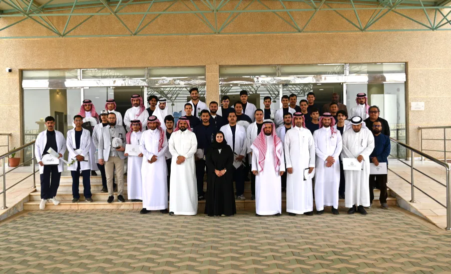 كلية التمريض تنظم حفل ختام الأنشطة للعام الجامعي 1447هـ -  كلية التمريض تنظم حفل ختام الأنشطة للعام الجامعي 1447هـ