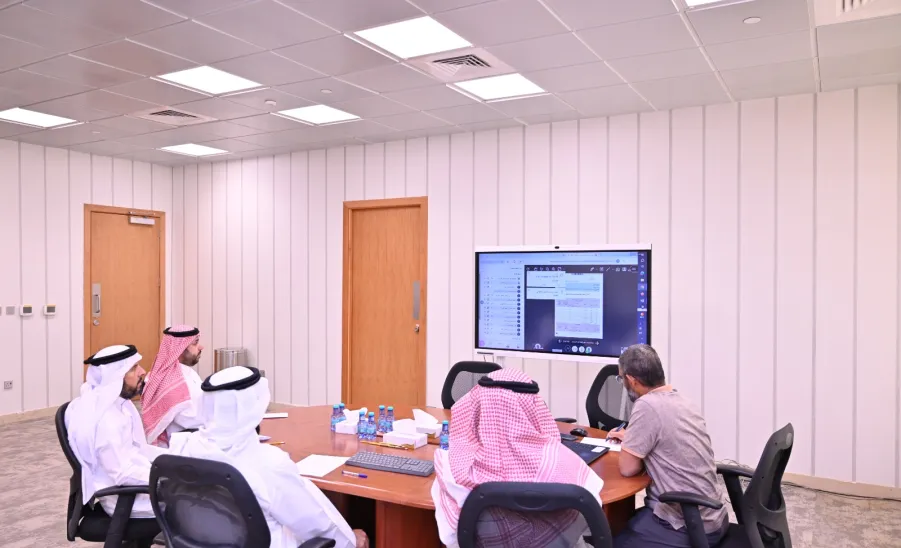 وكيل الجامعة للشؤون التعليمية يرأس الاجتماع الرابع للخطط والمناهج  -  اجتماع اللجنة الدائمة للخطط والمناهج الدراسية الجلسة الرابعة