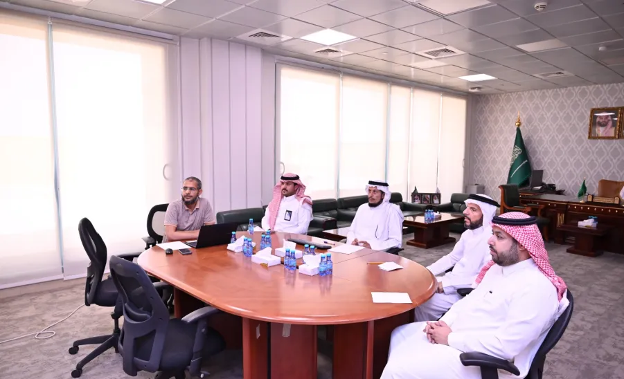 وكيل الجامعة للشؤون التعليمية يرأس الاجتماع الرابع للخطط والمناهج  -  اجتماع اللجنة الدائمة للخطط والمناهج الدراسية الجلسة الرابعة