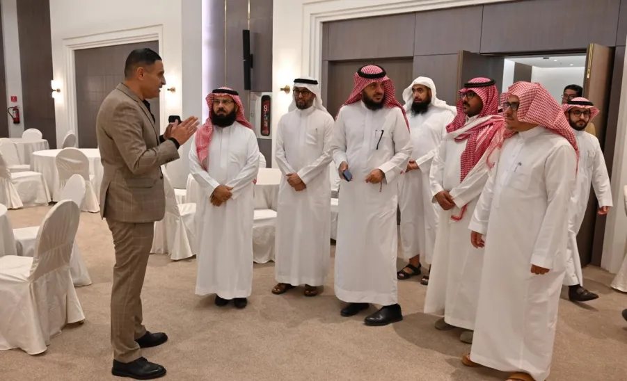 صندوق الاستثمار يبحث آفاق التعاون المشترك مع كلية الشريعة والقانون  -  a2
