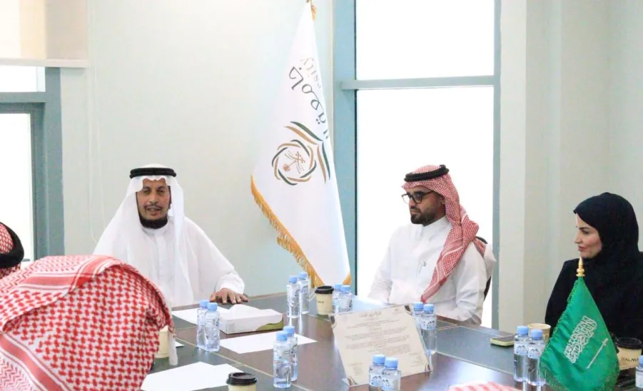 وكيل الشؤون التعليمية يفتتح الجلسة الأولى للمجلس الاستشاري الطلابي -  1
