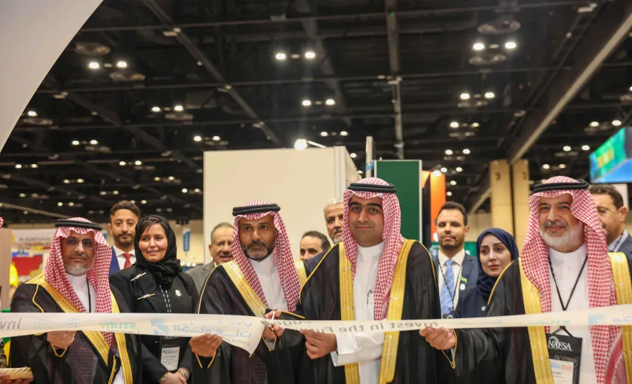 الجامعة تدشن مشاركتها في مؤتمر "نافسا 2026" بأورلاندو.  -  #