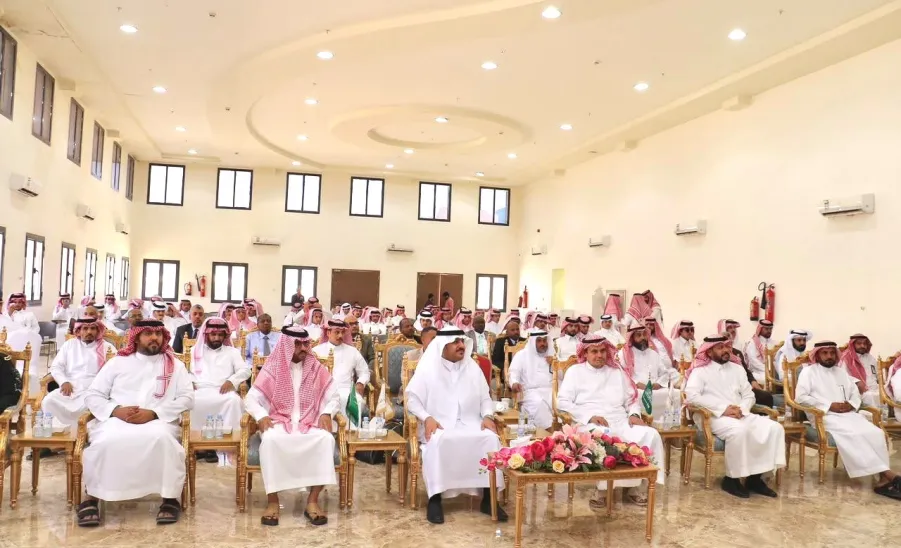 الكلية التطبيقية تقيم حفل ختام الأنشطة الطلابية للعام 1447هـ - تكريم 