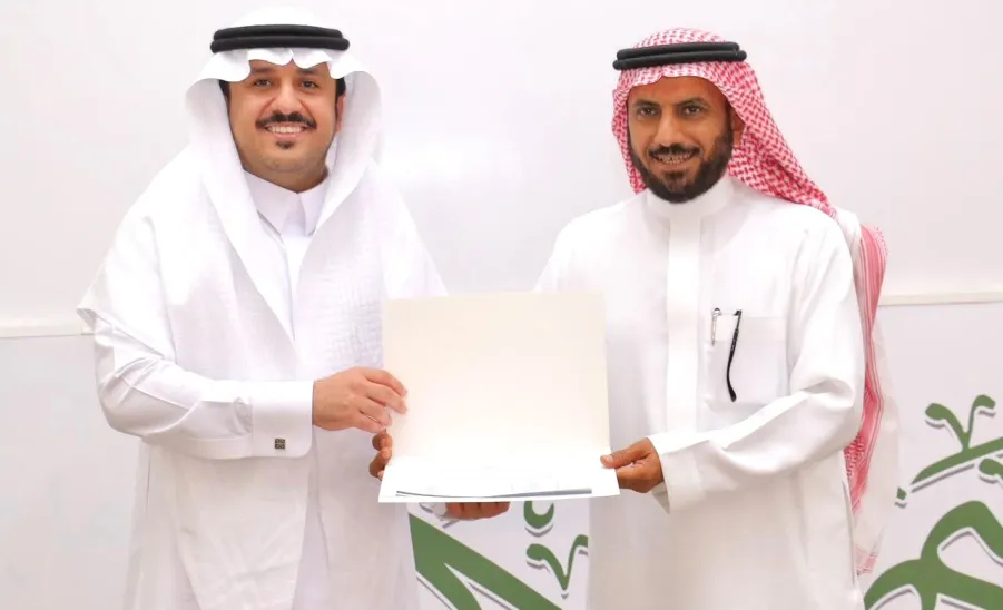 الكلية التطبيقية تقيم حفل ختام الأنشطة الطلابية للعام 1447هـ - تكريم 