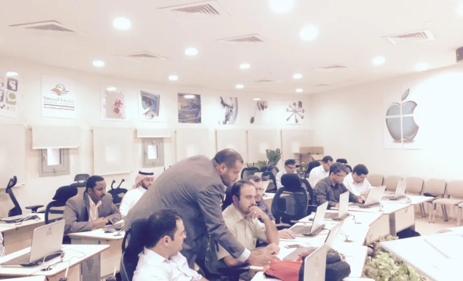 E-Learning Deanship Organizes Direct and Online Courses on D2L for Faculty Members  -  