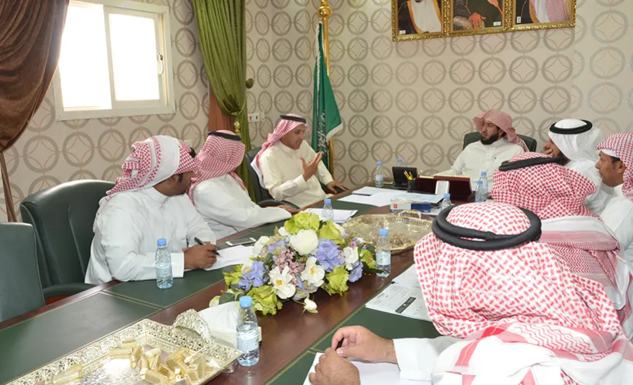 The Committee of Furnishing and Equipping Urgent Buildings Holds Its First Meeting  - 