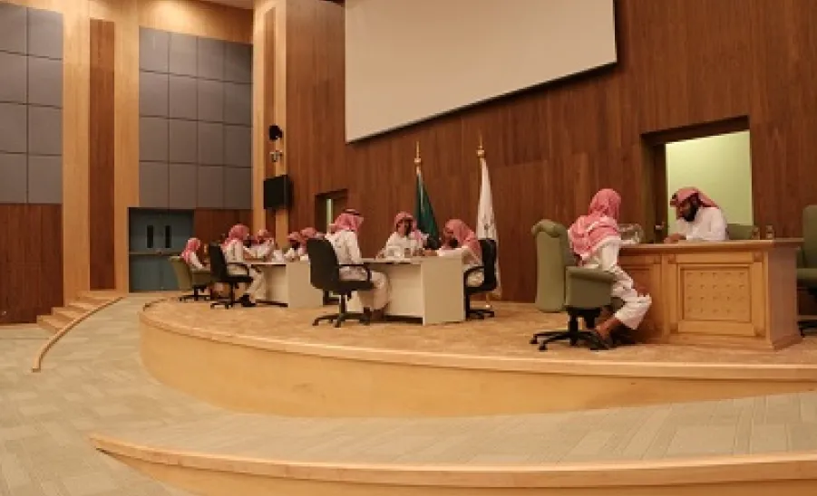 عمادة شؤون الطلاب تجري اختبارات مسابقة حفظ القرآن الكريم -  