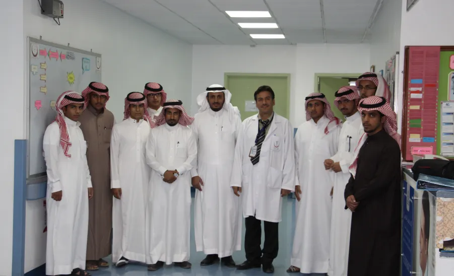 Faculty of Sciences on a Visit to Alzulfi Public Hospital - 