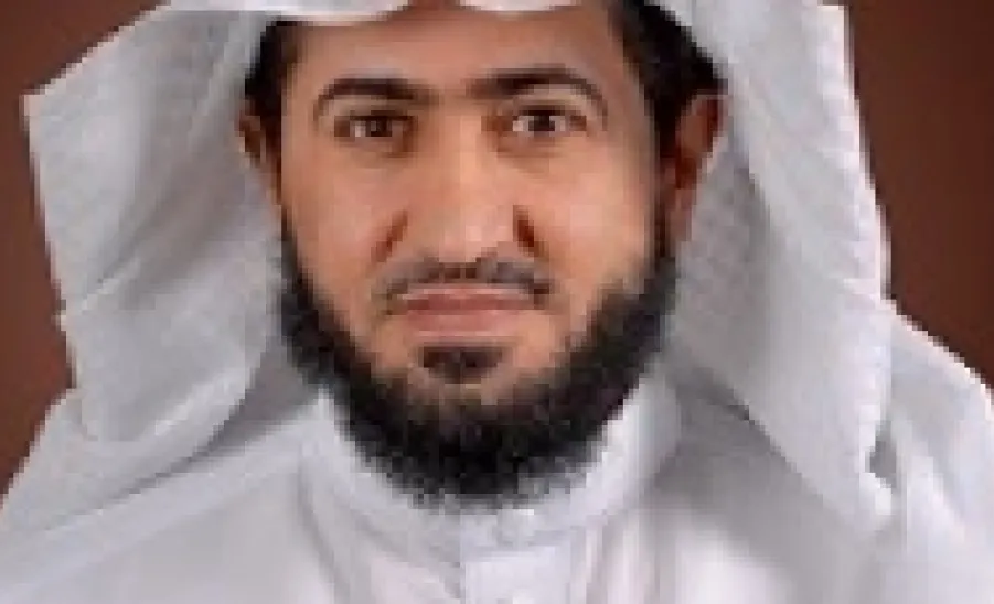 After the Issuance of their Scholarship Decision, the Vice-Rectoror Honours. Doaa Al-Hazmi and Eiman Al-Hugail -  