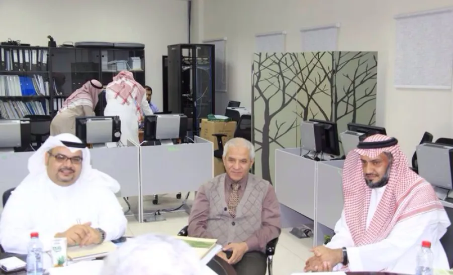  The officials of the general department of planning and administrative development in a visit to Taibah University   -  