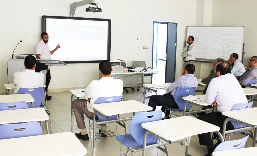 IT unit holds a training program entitled “Bringing up to date  individual faculty members’ web site” - 