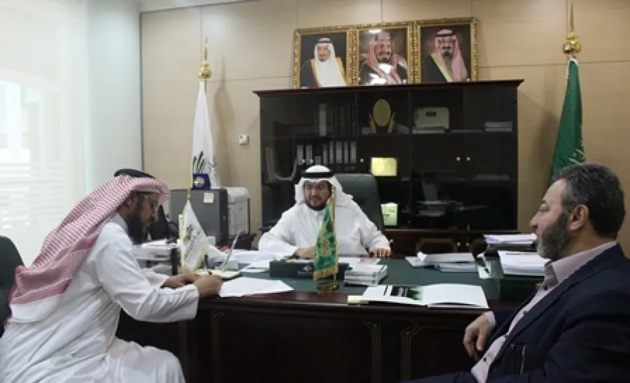 عمادة البحث العلمي تنهي توقيع عقود مشاريع الابحاث المدعومة في دورتها الرابعة بأكثر من مليوني ريال - 