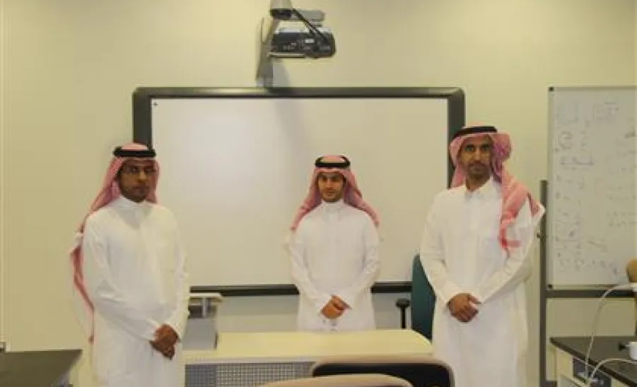 Dr. Nasser Alkhemshi Makes a Visit to Faculty of Sciences - 