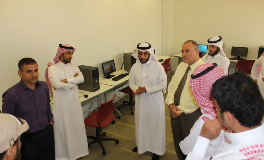 انطلاق فعاليات برنامج أسبوع الإرشاد الأكاديمي بكلية العلوم بالزلفي - 